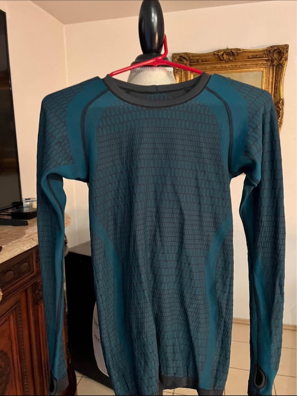 lululemon athletica Long Sleeve Tee Teal and Black